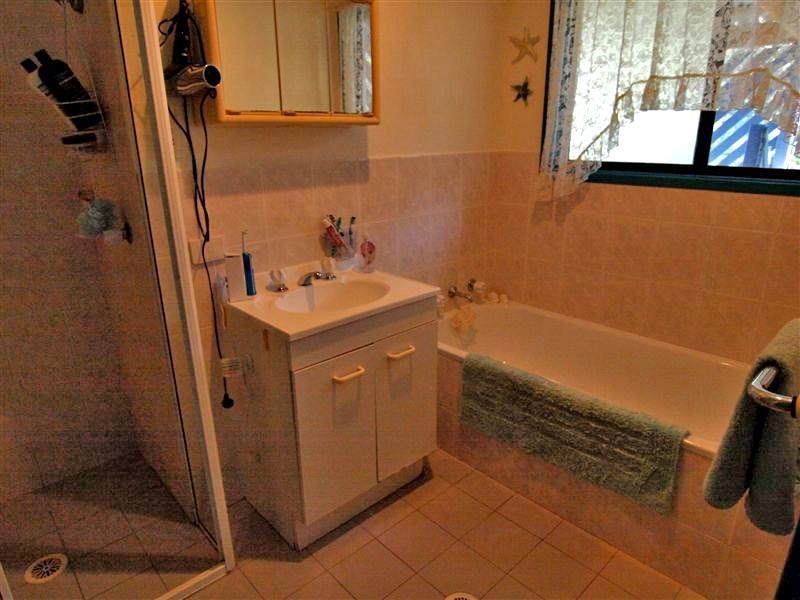 10 Tallawang Avenue, Malua Bay NSW 2536