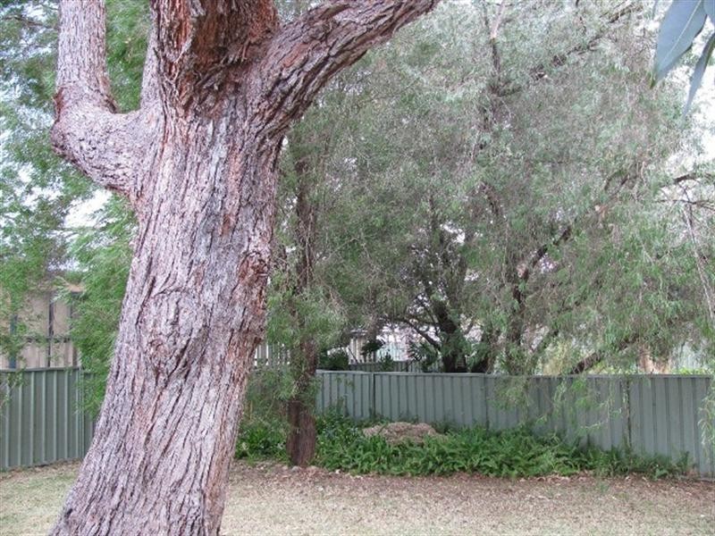 4 Clarke Street, Broulee NSW 2537