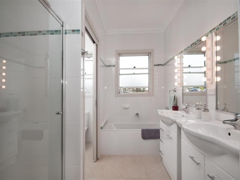 18 Seaview Way, Long Beach NSW 2536