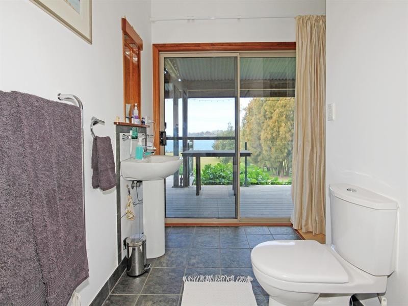 47 Windward Close, Tuross Head NSW 2537