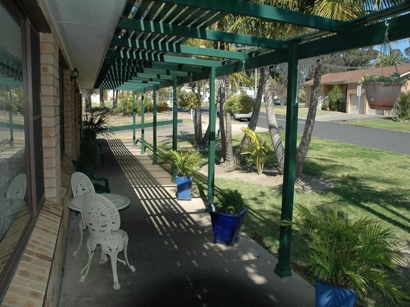 80 Pacific Road, Surf Beach NSW 2536