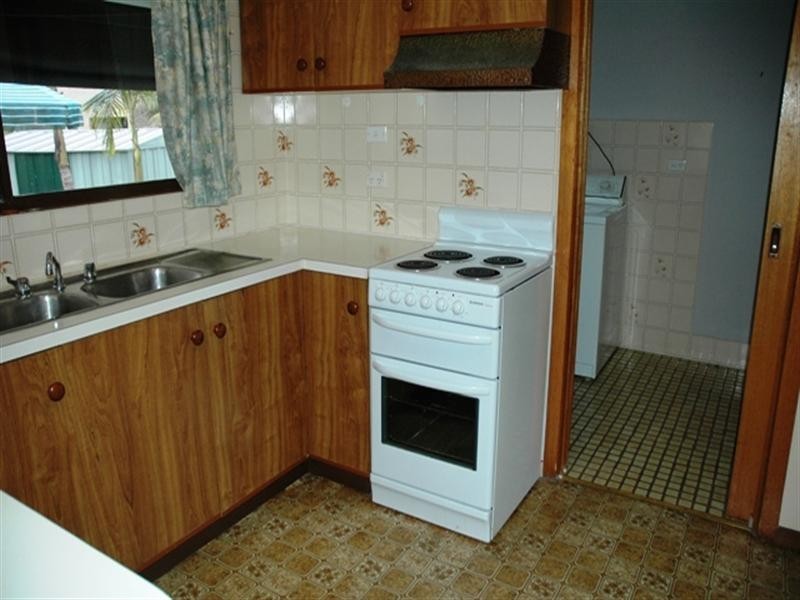 80 Pacific Road, Surf Beach NSW 2536