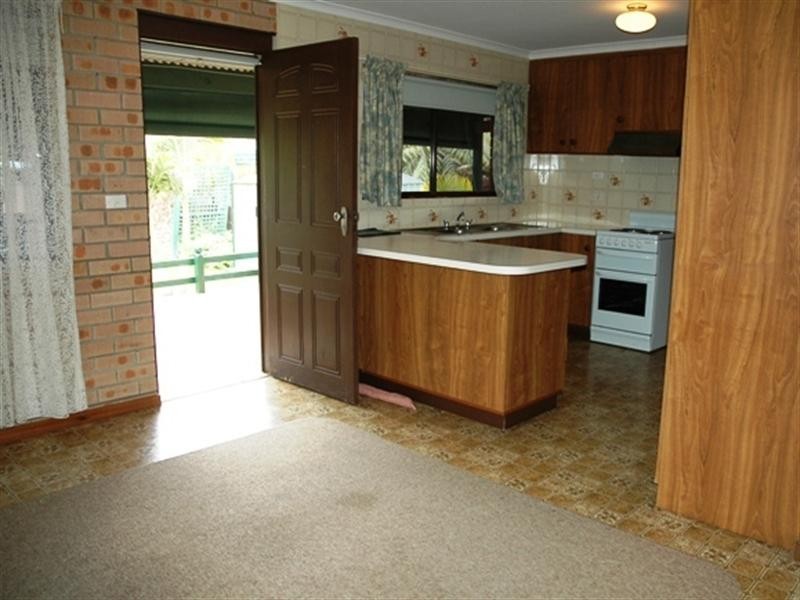 80 Pacific Road, Surf Beach NSW 2536