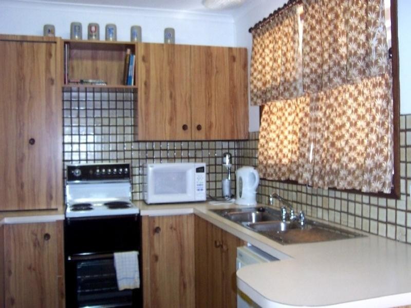 11/12 Parker Avenue, Surf Beach NSW 2536