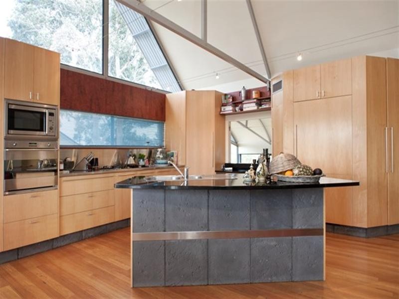 133 Vista Avenue, Batemans Bay NSW 2536