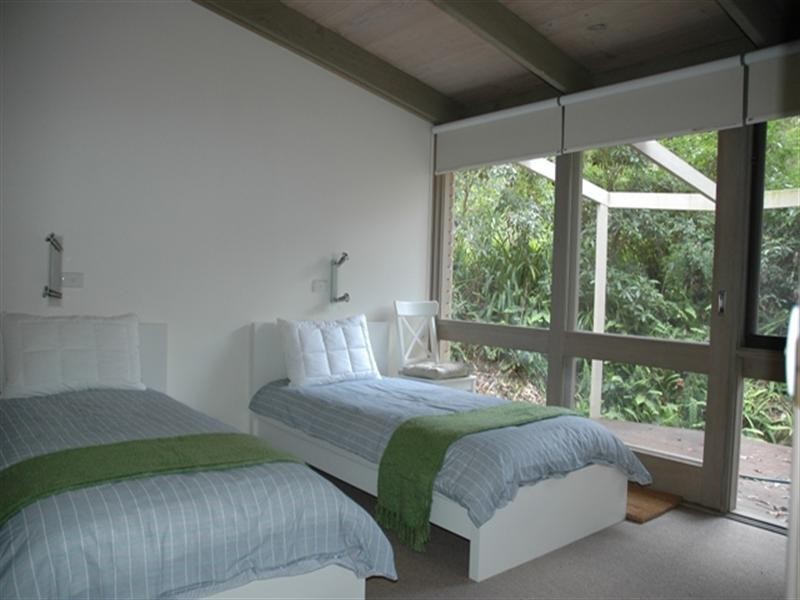 27 Denise Drive, Lilli Pilli NSW 2536