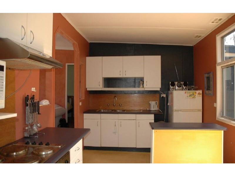 6 Rosedale Parade, Rosedale NSW 2536