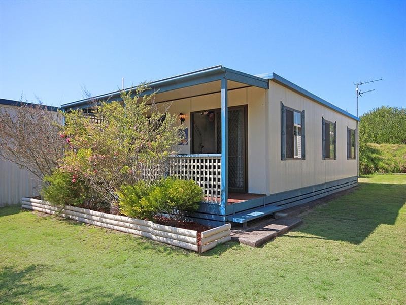 184/1939 George Bass Drive, Tomakin NSW 2537