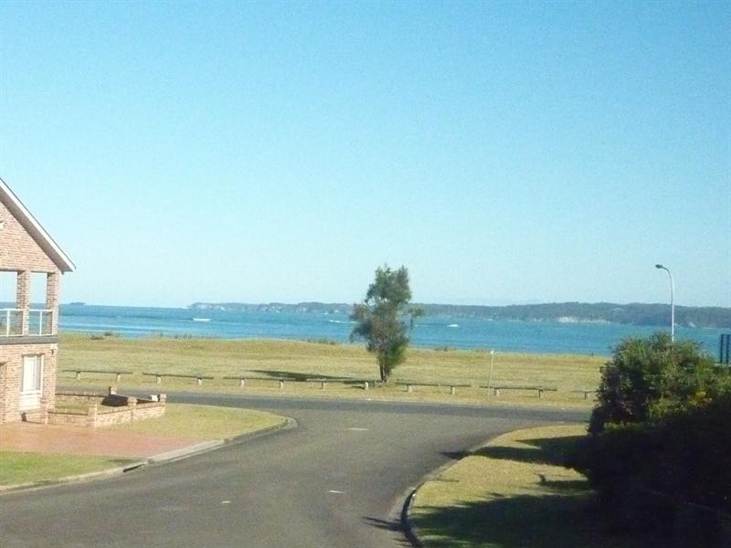 6b Balangay Close, Maloneys Beach NSW 2536