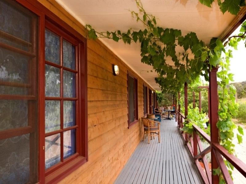 36 Glenduart Grove, Moruya NSW 2537