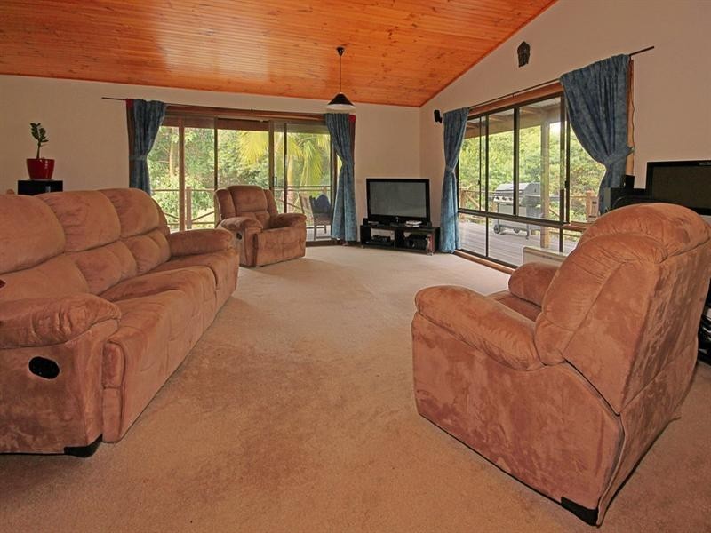 1 Lake Street, Moruya Heads NSW 2537