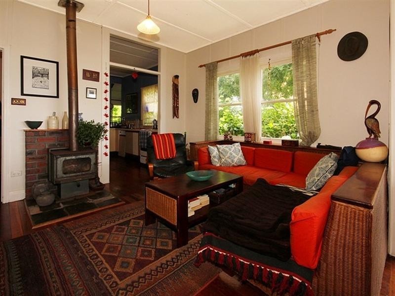 105 Annetts Parade, Mossy Point NSW 2537