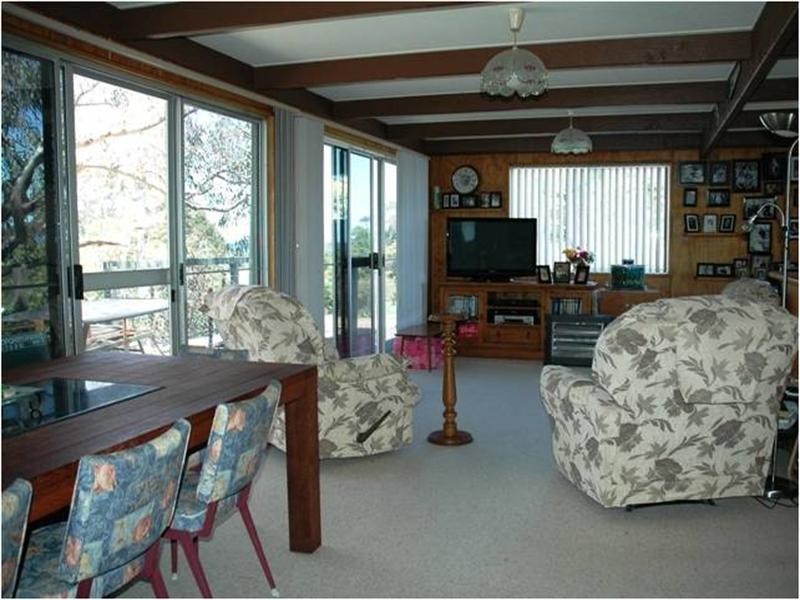 24 Pyang Avenue, Malua Bay NSW 2536