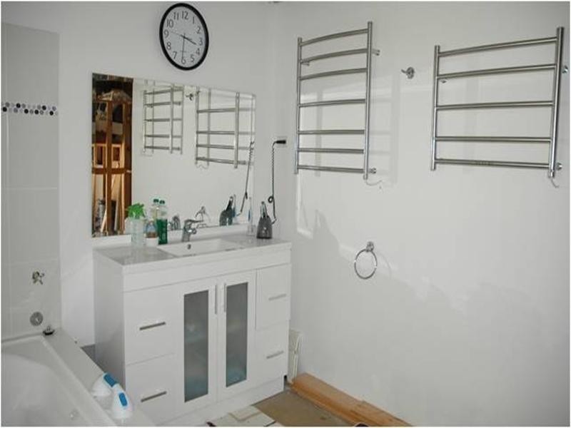 24 Pyang Avenue, Malua Bay NSW 2536