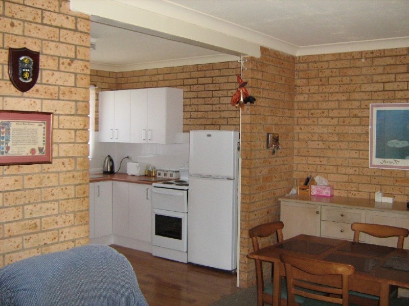 1/30 Matthew Parade, Batehaven NSW 2536