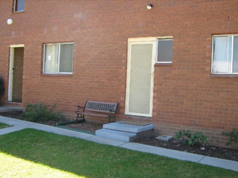 1/30 Matthew Parade, Batehaven NSW 2536