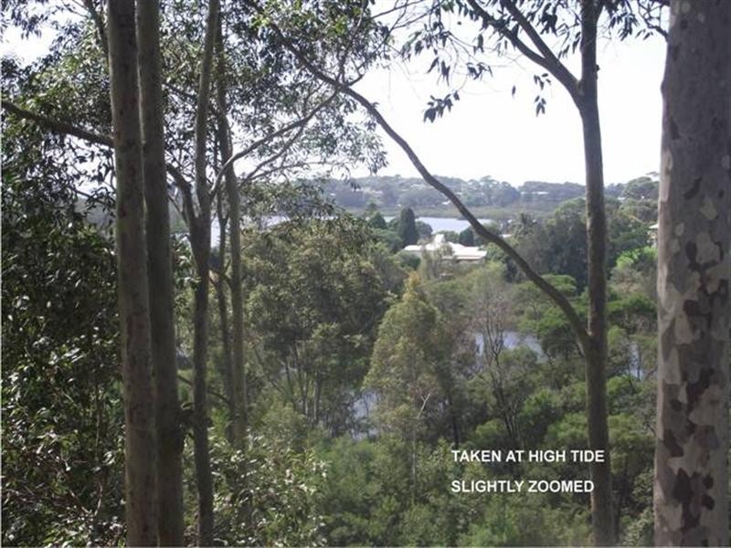 24 Hazel Road, Moruya Heads NSW 2537