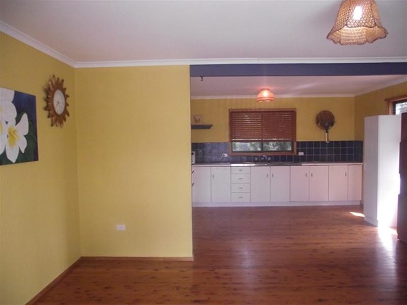 24 Hazel Road, Moruya Heads NSW 2537