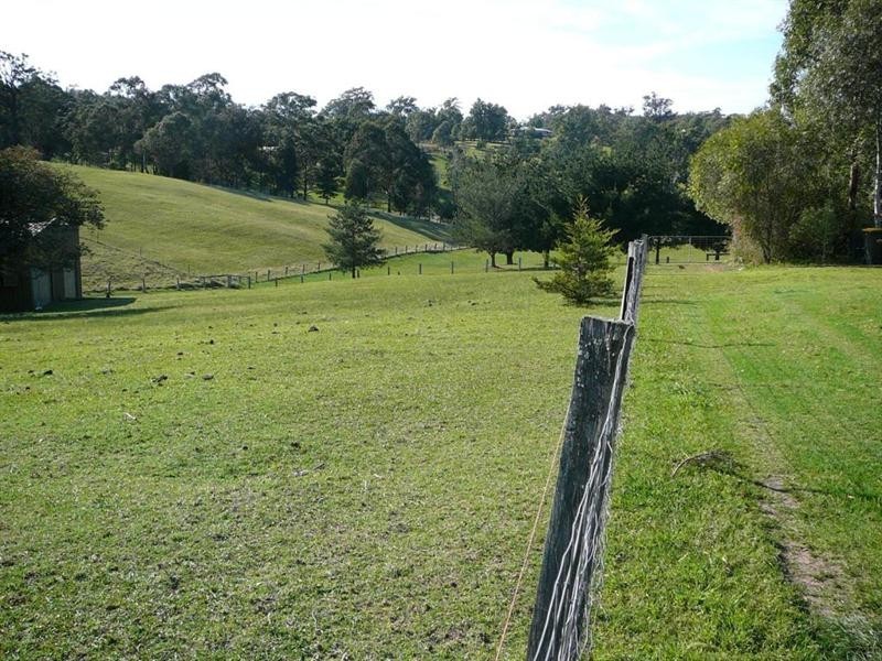 80 Yarragee Road, Moruya NSW 2537