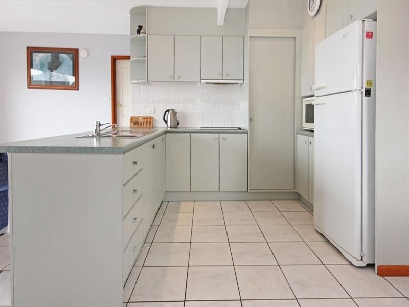 25 Tallawang Avenue, Malua Bay NSW 2536