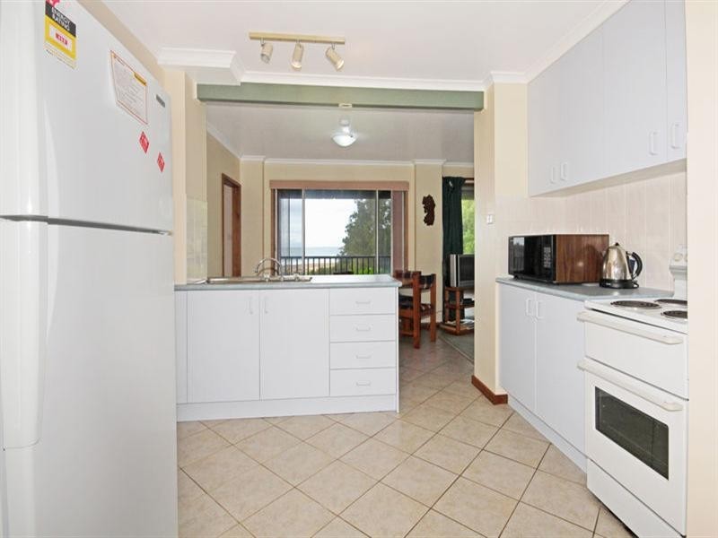 25 Tallawang Avenue, Malua Bay NSW 2536