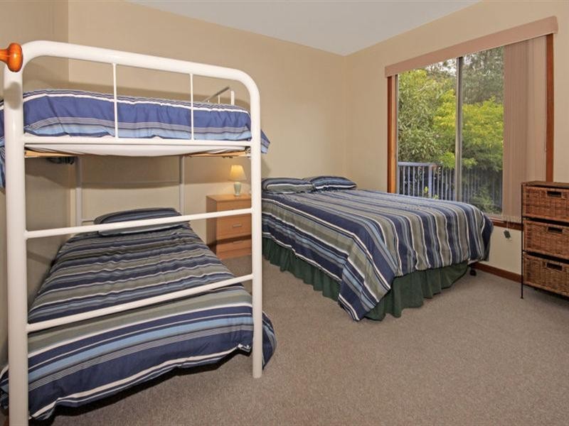 25 Tallawang Avenue, Malua Bay NSW 2536