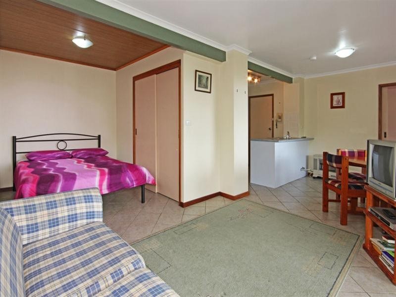 25 Tallawang Avenue, Malua Bay NSW 2536