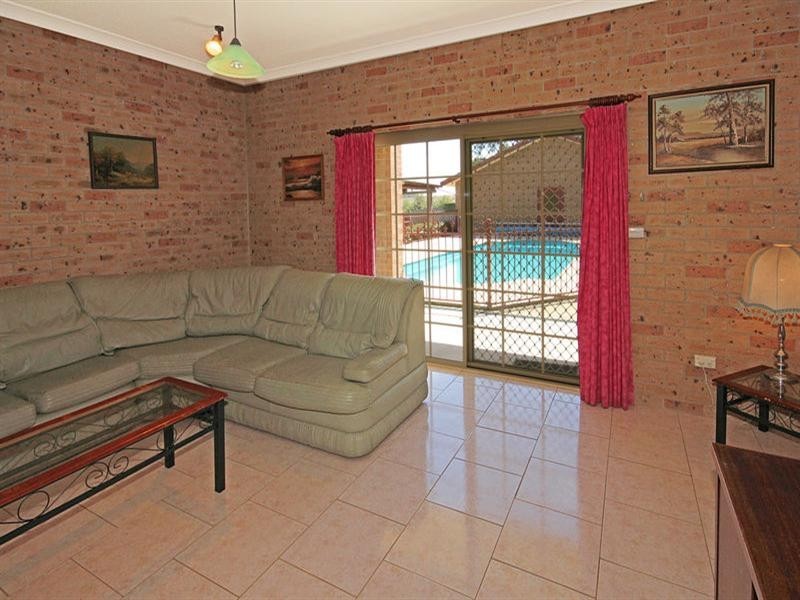 6 Kauzal Crescent, Surf Beach NSW 2536