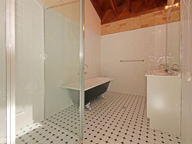 6 Kauzal Crescent, Surf Beach NSW 2536