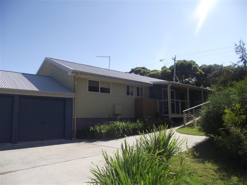 10 Native Way, Moruya Heads NSW 2537
