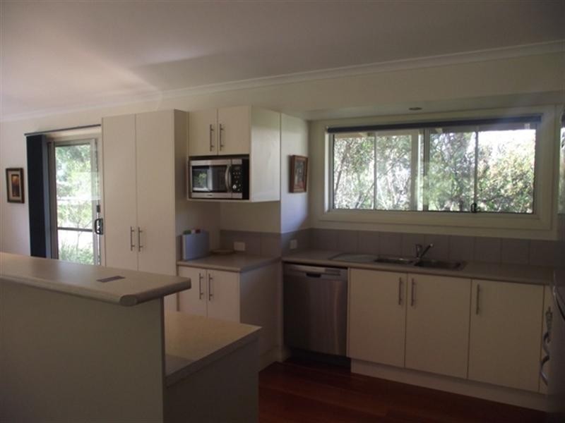 10 Native Way, Moruya Heads NSW 2537