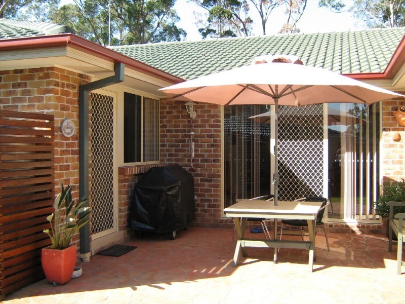 9 Hartog Place, Sunshine Bay NSW 2536