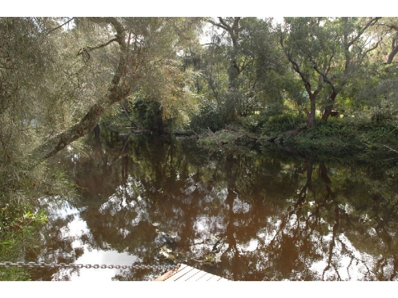 28 Rosedale Parade, Batemans Bay NSW 2536