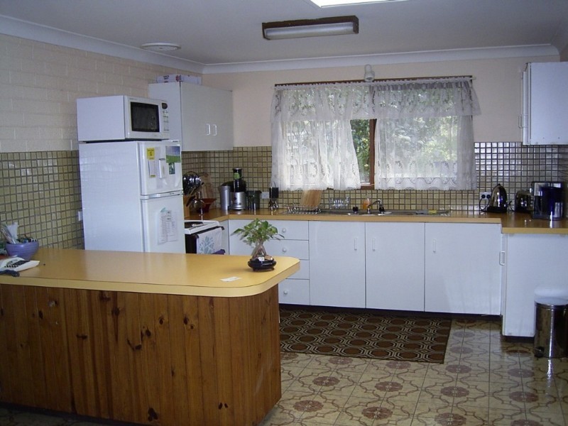 19 Highview Avenue, Surf Beach NSW 2536