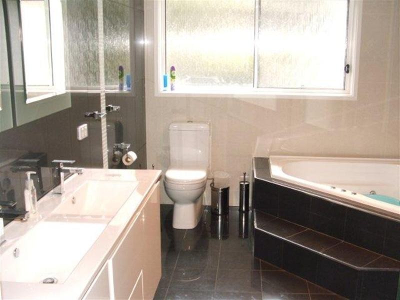 5 Ocean Avenue, Surf Beach NSW 2536