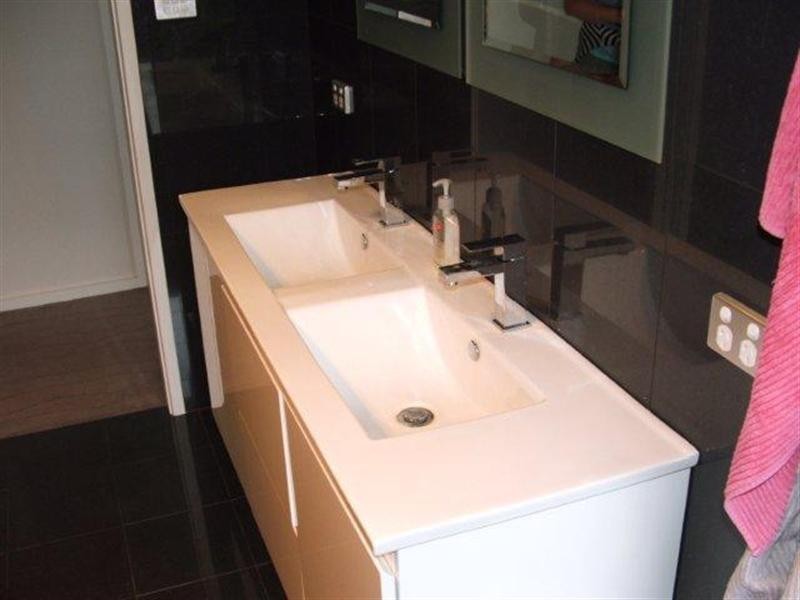 5 Ocean Avenue, Surf Beach NSW 2536