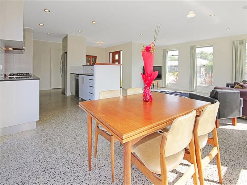 90 Heath Street, Broulee NSW 2537