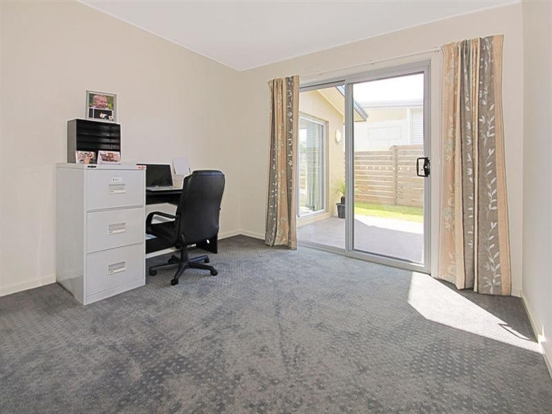 90 Heath Street, Broulee NSW 2537