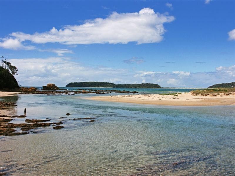 90 Heath Street, Broulee NSW 2537