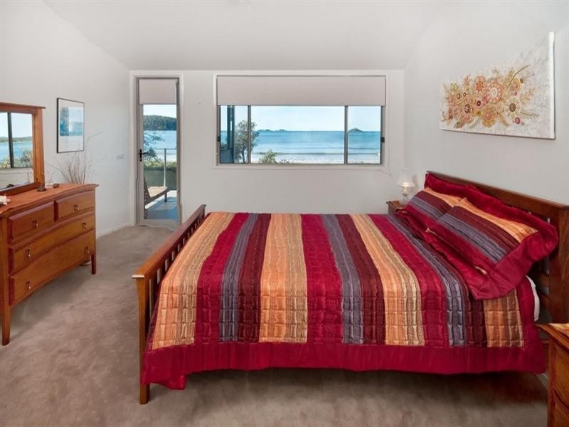 72 Myamba Parade, Surfside NSW 2536