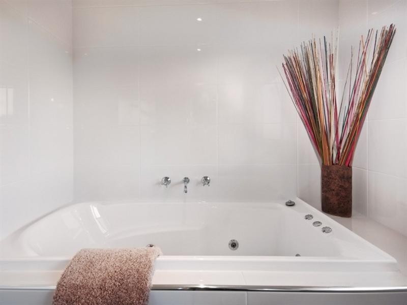 72 Myamba Parade, Surfside NSW 2536