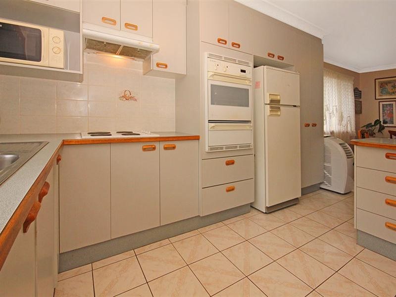 42 Ainslie Parade, Tomakin NSW 2537