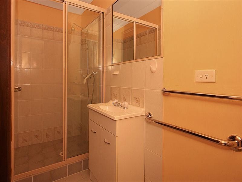 42 Ainslie Parade, Tomakin NSW 2537