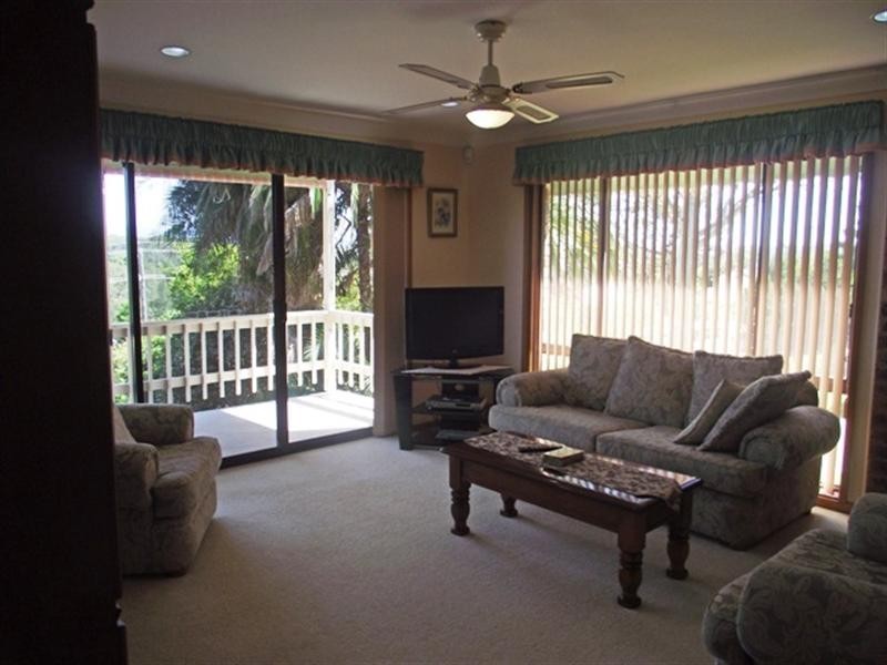 17 Vista Avenue, Catalina NSW 2536