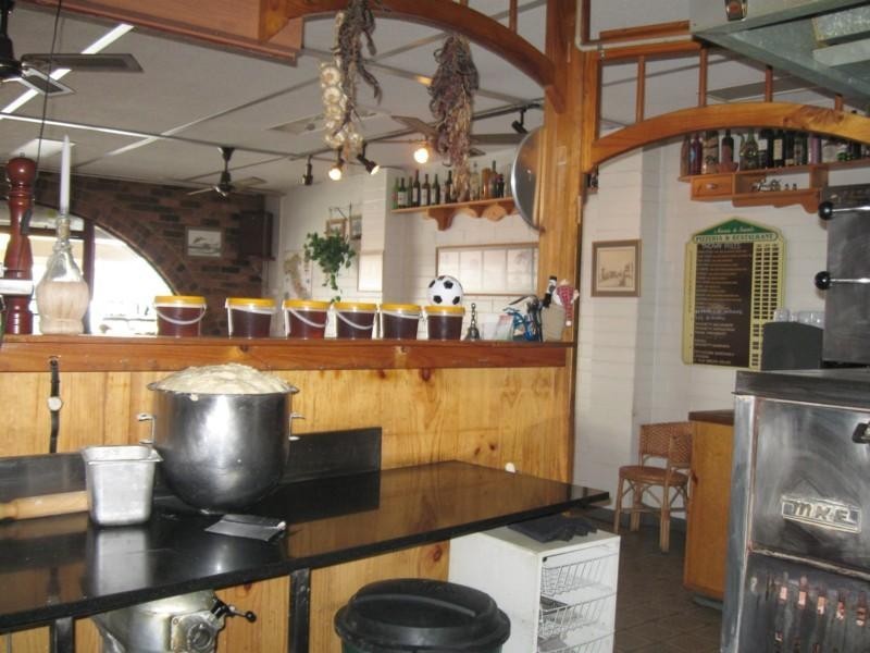2/20 Church St, ‘Anna and Sam’s Pizza’, Moruya NSW 2537