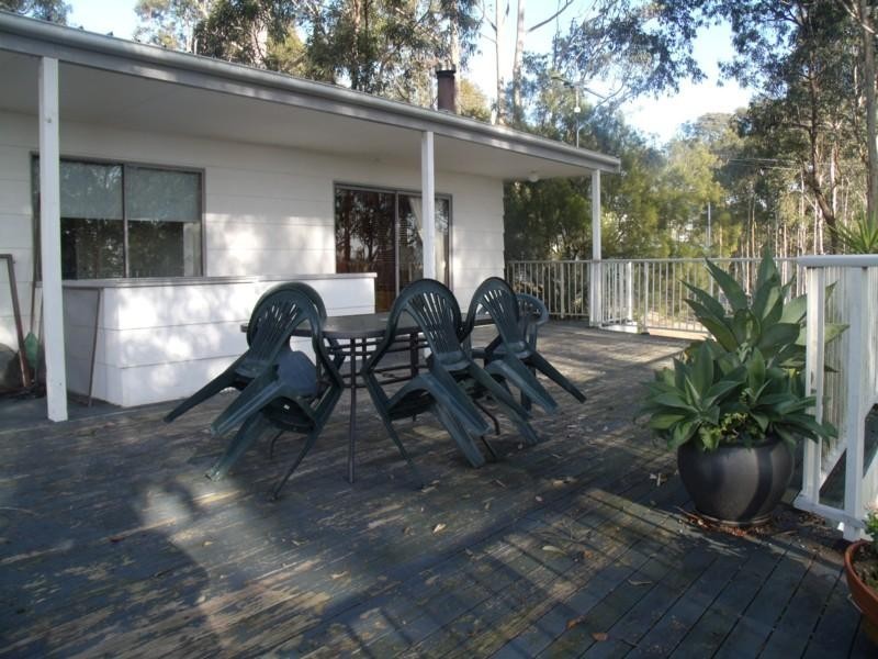 24 Hazel Road, Moruya Heads NSW 2537