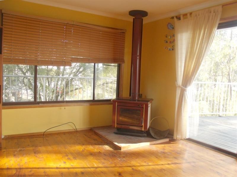 24 Hazel Road, Moruya Heads NSW 2537