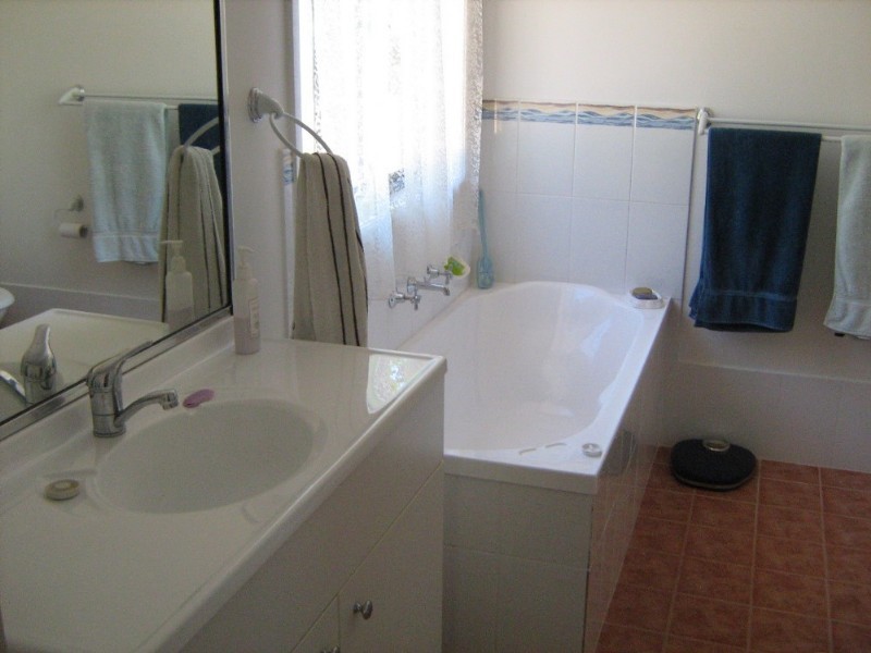 RMB 11175 Princes Highway (Service Rd), Batemans Bay NSW 2536