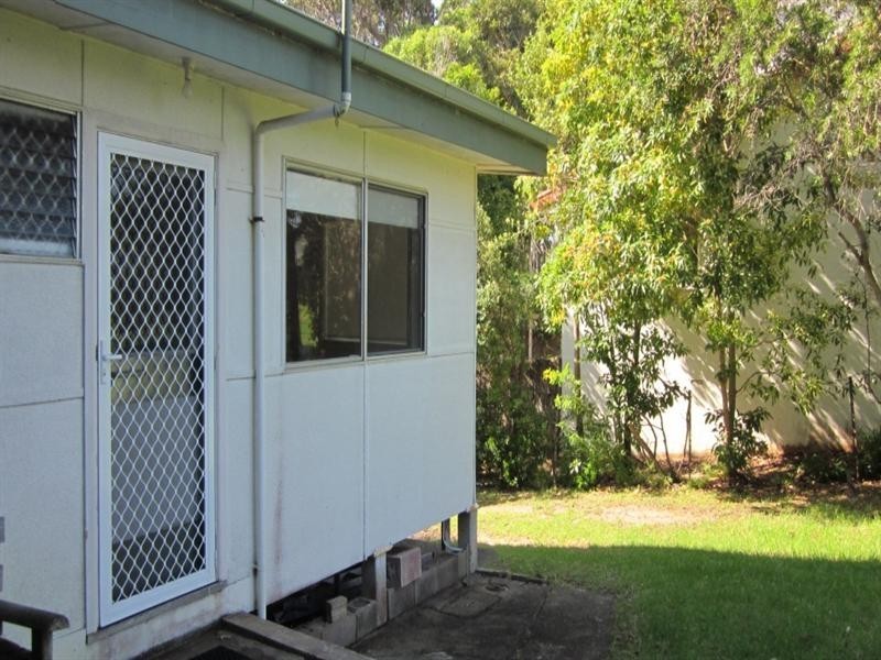 26 Karoo Crescent, Malua Bay NSW 2536