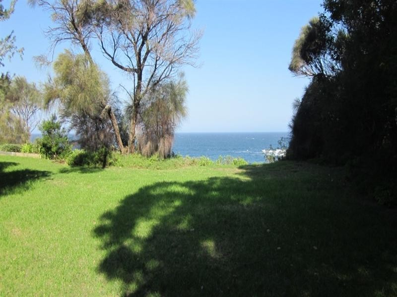 26 Karoo Crescent, Malua Bay NSW 2536